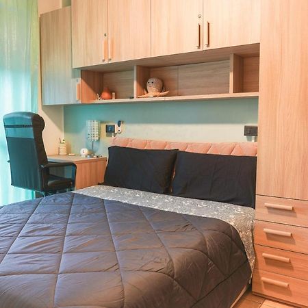 罗扎诺Residenza Papa Milano公寓 外观 照片